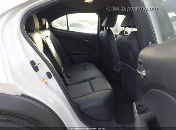 JTHY3JBH5K2014551 2019 LEXUS UX 200 White Widok naklejki z numerem VIN