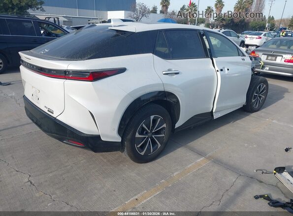 JTJAAAAB8PA016486 2023 LEXUS RZ 450E Белый Задняя правая четверть