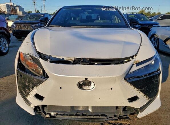 JTJAAAAB8RA024140 2024 LEXUS RZ Белый Вид сзади
