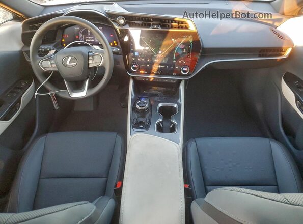 JTJAAAAB8SA031109 2025 LEXUS RZ Угольный Вид панели приборов