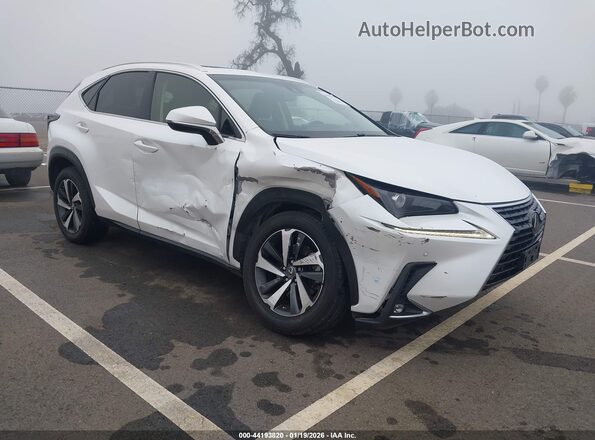 JTJBARBZ9J2149046 2018 LEXUS NX 300 Белый Передняя правая четверть