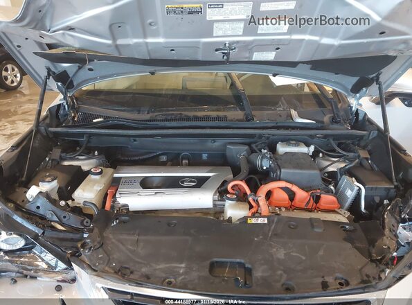 JTJBJRBZ8K2114029 2019 LEXUS NX 300H Серебряный Вид сзади