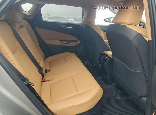 JTJGKCEZ1S5032394 2025 LEXUS NX Серебряный Вид задней части салона