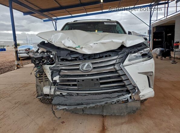 JTJHY7AX4H4243831 2017 LEXUS LX Белый Вид спереди