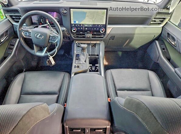 JTJTBCDX6R5029192 2024 LEXUS GX Gray Vista del salpicadero