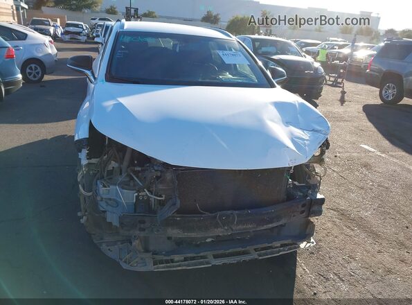JTJYARBZ2H2064215 2017 LEXUS NX 200T Белый Вид задней части салона