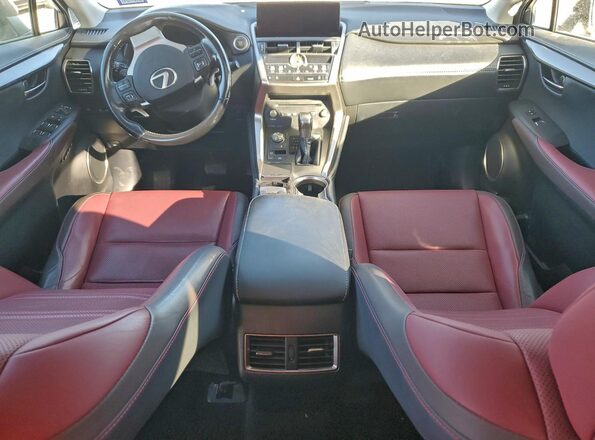 JTJYARBZ2J2091405 2018 LEXUS NX Серебряный Вид панели приборов