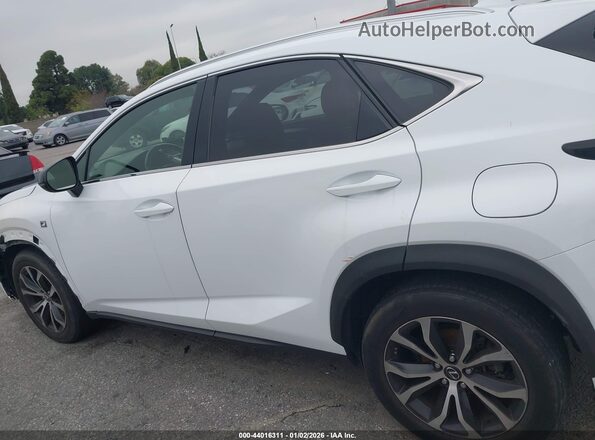 JTJYARBZXH2079321 2017 LEXUS NX 200T White Widok wnętrza 360 stopni