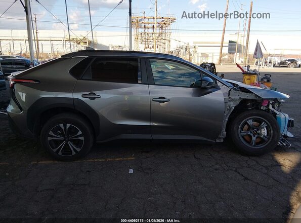 JTMABABA5SA102238 2025 SUBARU SOLTERRA Gray Widok wnętrza 360 stopni