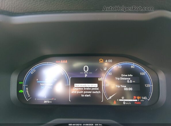 JTME6RFV9SJ071027 2025 TOYOTA RAV4 HYBRID White Вид задніх сидінь