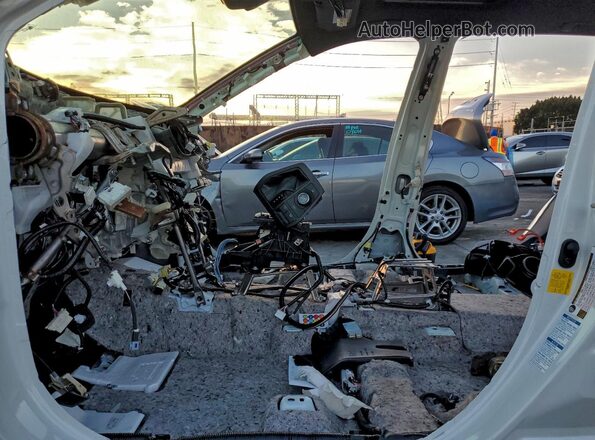 JTMEWRFV1KD504726 2019 TOYOTA RAV4 Белый Вид салона спереди