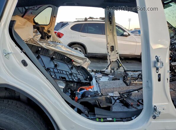 JTMEWRFV1KD504726 2019 TOYOTA RAV4 Белый Вид задних сидений