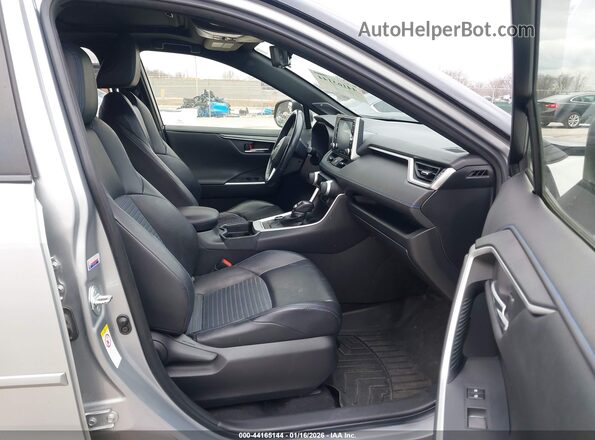 JTMEWRFVXKJ004100 2019 TOYOTA RAV4 HYBRID Серебряный Вид салона спереди