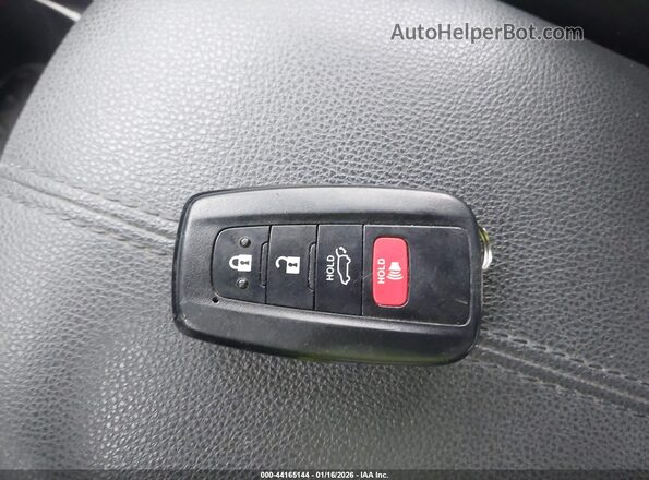 JTMEWRFVXKJ004100 2019 TOYOTA RAV4 HYBRID Серебряный Вид панели приборов