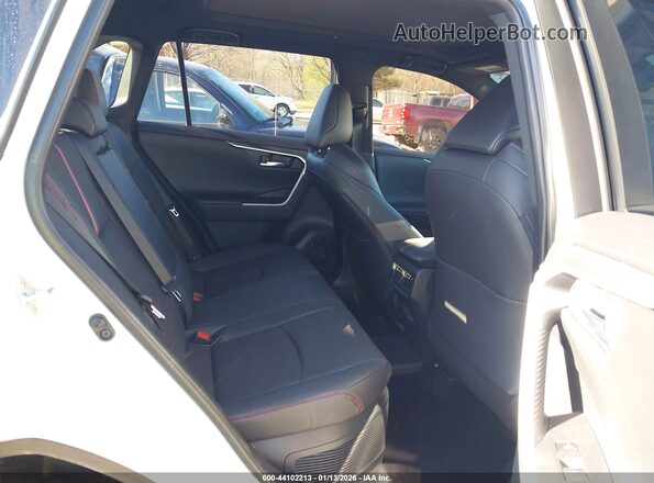 JTMFB3FV2RD220500 2024 TOYOTA RAV4 PRIME Белый Вид наклейки с VIN-кодом