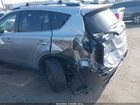 2018 Toyota Rav4 Hybrid Se Серебряный vin: JTMJJREV5JD182041