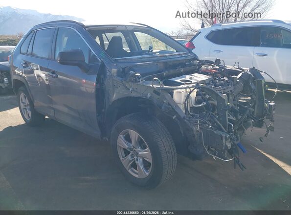 JTMLWRFV3MD118402 2021 TOYOTA LE Gray Delantero derecho