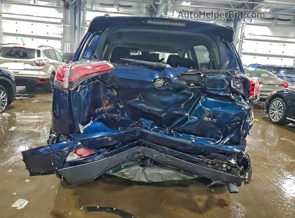 JTMWFREV0JJ752827 2018 TOYOTA RAV4 Blue Вид ззаду