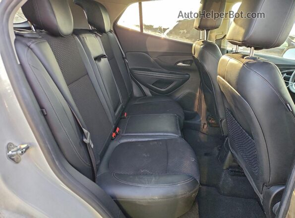 KL4CJASB6JB622147 2018 BUICK ENCORE Белый Вид задних сидений