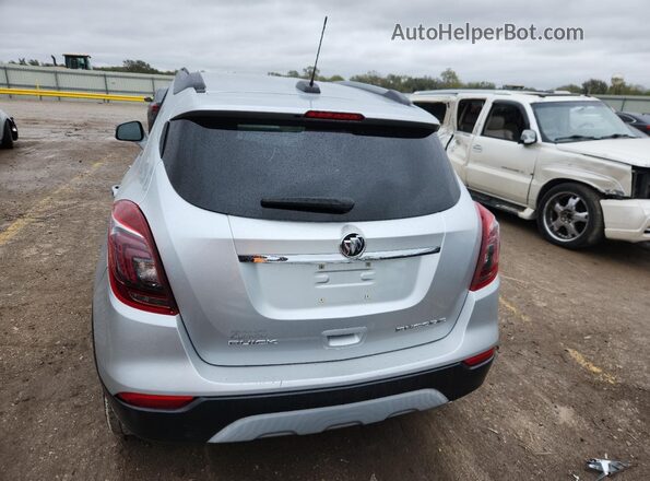 KL4CJASB9HB046547 2017 BUICK ENCORE Серебряный Вид сзади
