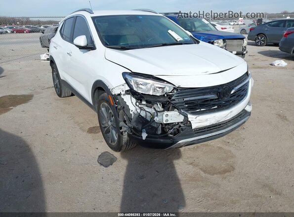 KL4MMDS2XPB082064 2023 BUICK ENCORE White Widok z przodu