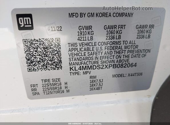 KL4MMDS2XPB082064 2023 BUICK ENCORE White Widok komory silnika