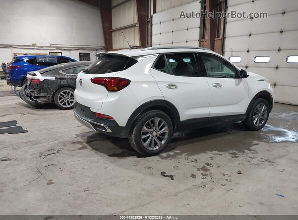 KL4MMGSL0MB169607 2021 BUICK ENCORE Белый Задняя правая четверть