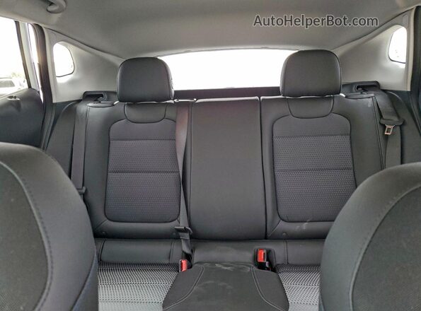 KL77LHEP0TC009520 2026 CHEVROLET TRAX Белый Вид задних сидений