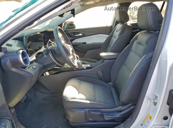 KL77LHEP0TC009520 2026 CHEVROLET TRAX Белый Вид салона спереди