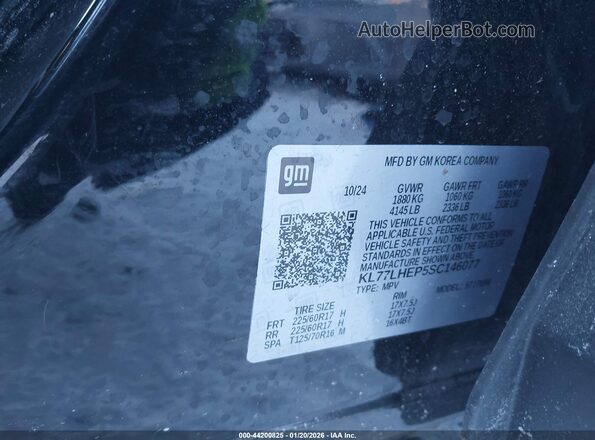 KL77LHEP5SC146077 2025 CHEVROLET TRAX Черный Вид подкапотного пространства