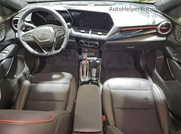 KL77LJEP2SC114498 2025 CHEVROLET TRAX Black Вид панелі приладів
