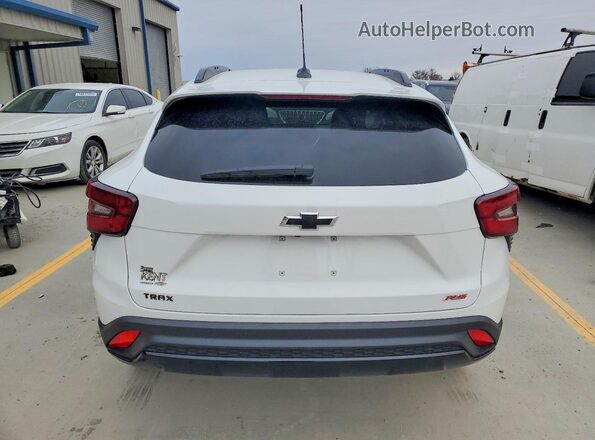 KL77LJEP4TC002948 2026 CHEVROLET TRAX White Rear view