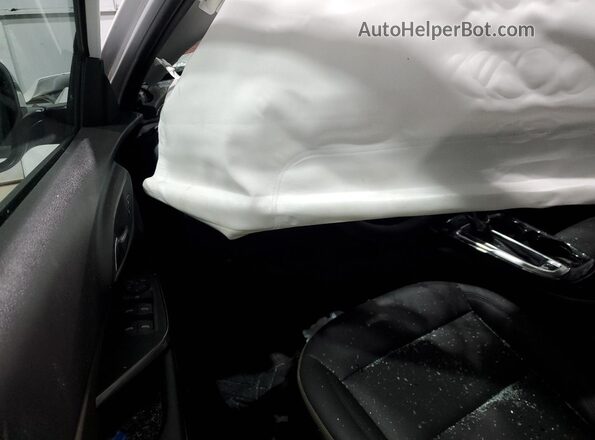 KL77LKEP2TC006325 2026 CHEVROLET TRAX Белый Вид панели приборов