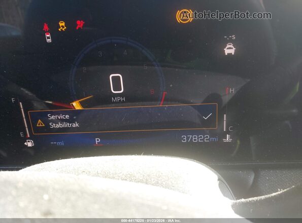 KL79MMS29RB065686 2024 CHEVROLET TRAILBLAZER Черный Вид спереди