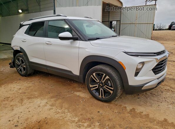 KL79MRSL0RB089591 2024 CHEVROLET TRAILBLAZER Белый Передняя правая четверть