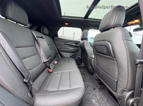 KL79MTSL2RB180696 2024 CHEVROLET TRAILBLAZER Серый Вид салона спереди