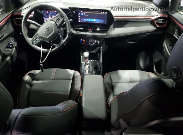 KL79MUSL1SB066037 2025 CHEVROLET TRAILBLAZER Черный Вид панели приборов