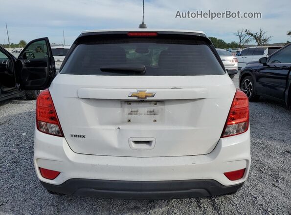 KL7CJKSB2HB101381 2017 CHEVROLET TRAX Белый Вид сзади