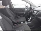 2021 Chevrolet Trax Ls White vin: KL7CJKSB2MB307360