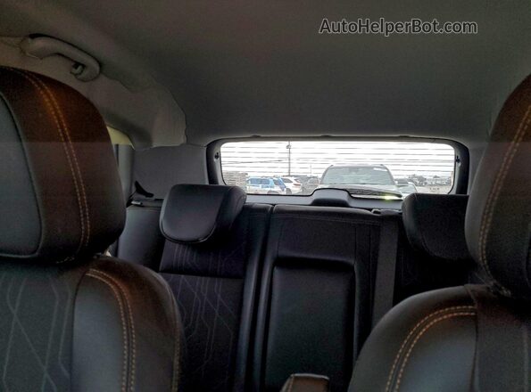 KL7CJLSB6MB335572 2021 CHEVROLET TRAX Burgundy უკანა სავარძლების ხედი