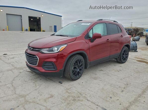 KL7CJLSB6MB335572 2021 CHEVROLET TRAX Burgundy წინა მარცხენა ხედი სამი მეოთხედიდან