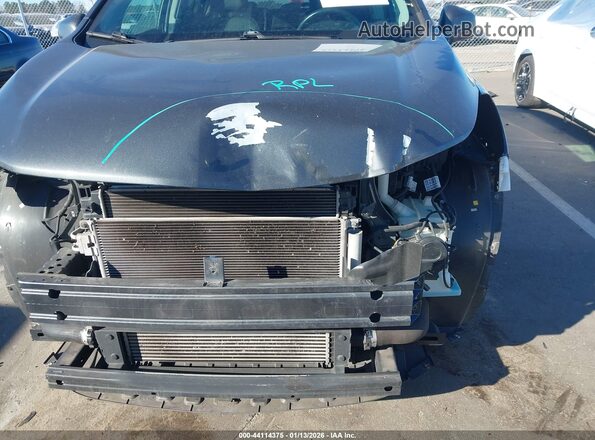 KL7CJPSB0JB560220 2018 CHEVROLET TRAX Серый Вид спереди