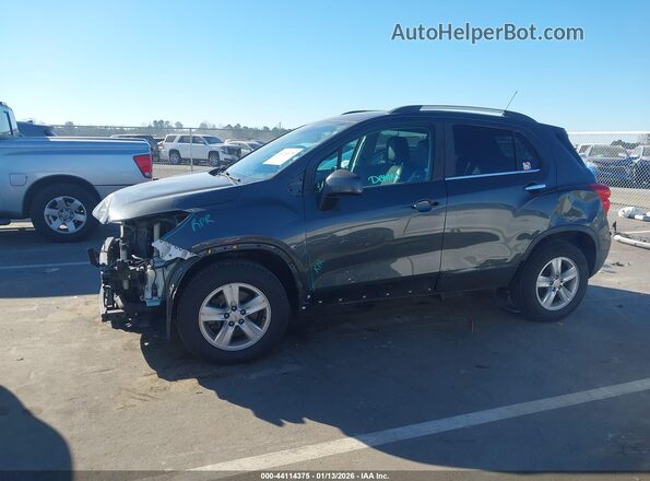 KL7CJPSB0JB560220 2018 CHEVROLET TRAX Серый 