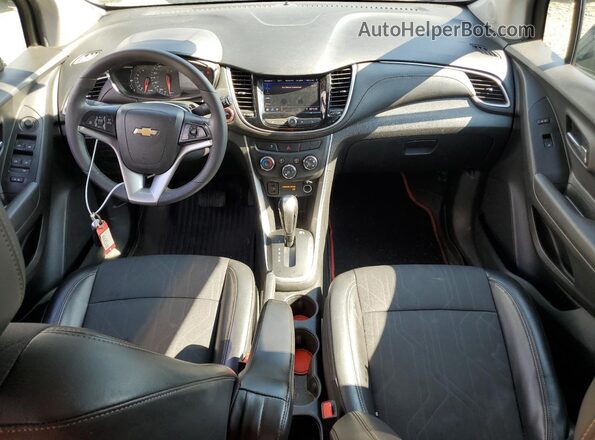 KL7CJPSB2LB332156 2020 CHEVROLET TRAX Синий Вид панели приборов