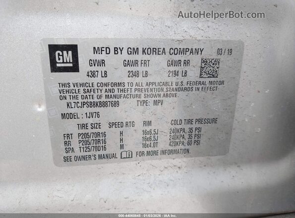 KL7CJPSB8KB887689 2019 CHEVROLET TRAX Серебряный Вид подкапотного пространства