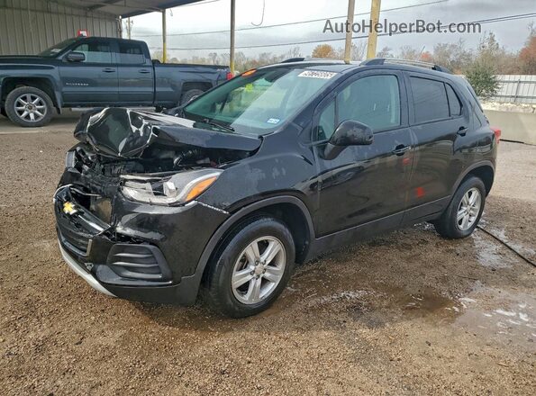 KL7CJPSM9MB374388 2021 CHEVROLET TRAX Черный Передняя левая четверть