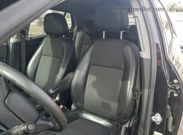 KL7CJPSM9MB374388 2021 CHEVROLET TRAX Черный Вид задних сидений
