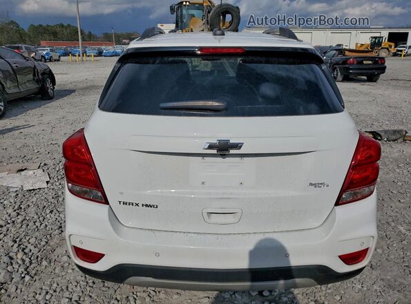 KL7CJPSM9NB501271 2022 CHEVROLET TRAX Белый Вид сзади