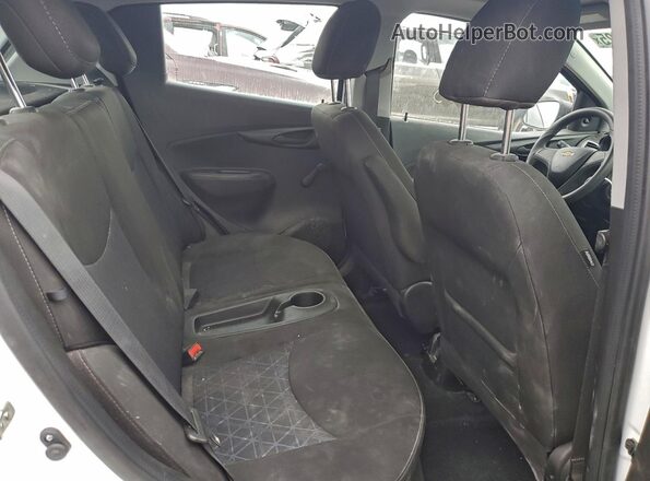 KL8CA6SA5MC700693 2021 CHEVROLET SPARK Белый Вид задних сидений