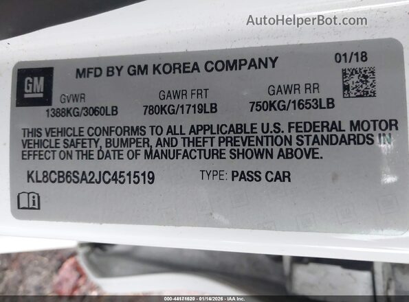 KL8CB6SA2JC451519 2018 CHEVROLET SPARK White Widok komory silnika